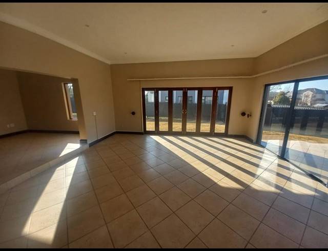 4 BEDROOM PROPERTY TO RENT IN RASLOUW